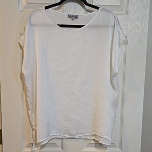 White Boxy Short Sleeve Tunic